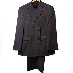 Stafford Wool Charcoal Pinstripe Men's Suit Blazer Sz.42S Pants 38 x 29